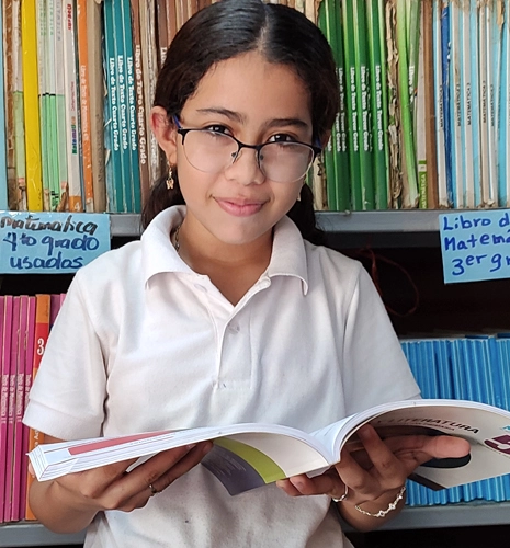 niña leyendo