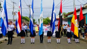 Estudiantes de Masaya desfilaron llenos de vigor y de gloria, en celebración a la Patria