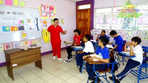 Estudiantes continúan reforzando aprendizajes con Teleclases